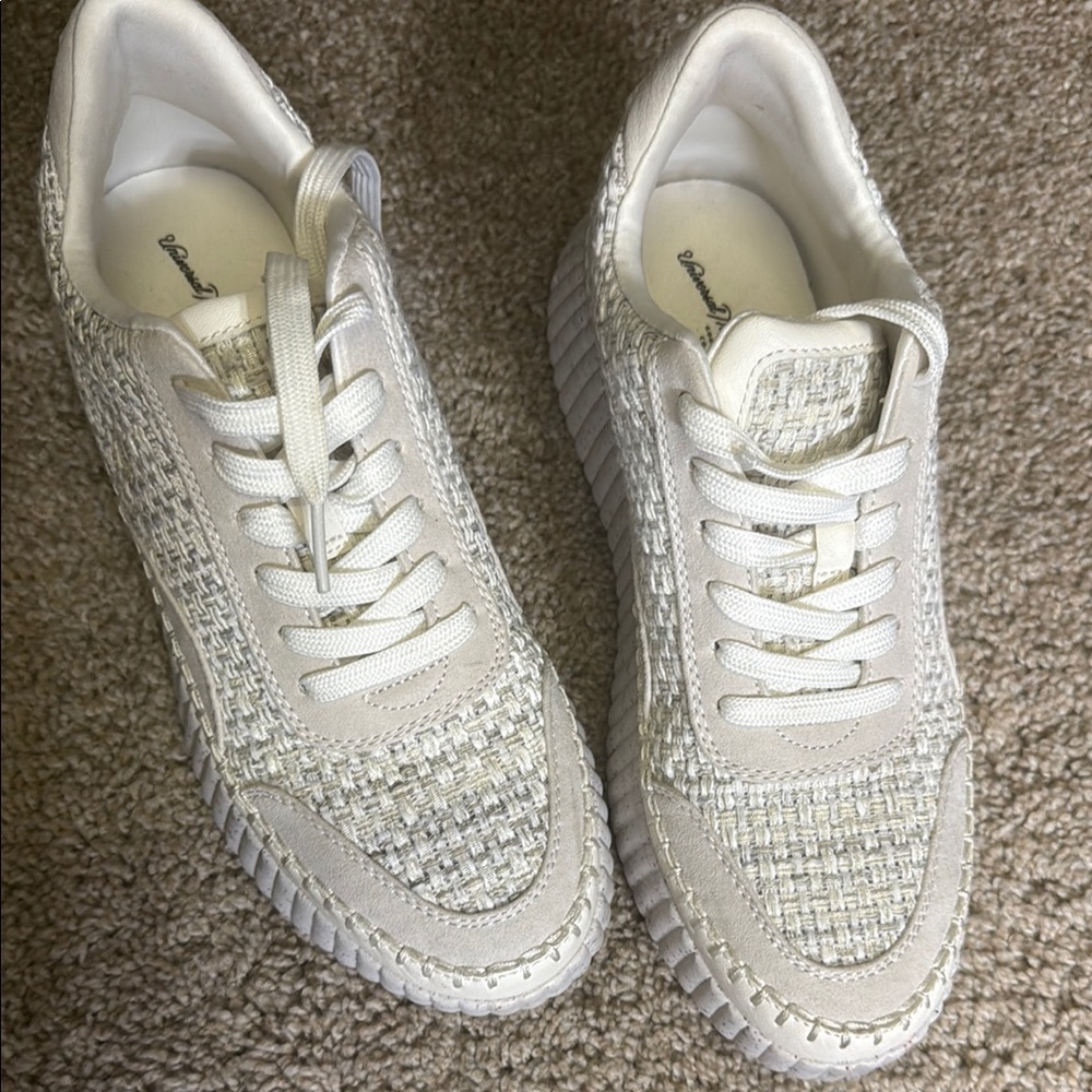 Target Platform Sneakers with Textured Design - Picture 2 of 5